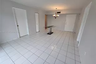 4845 NW 7th St, Miami, FL 33126 - Photo 15