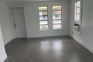 1011 SW 5th St, Miami, FL 33130 - Photo 5