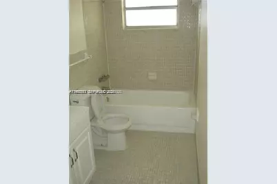 1780 NE 191st St #300-2, Miami, FL 33179 - Photo 7