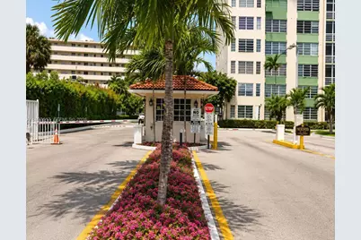 1780 NE 191st St #300, Miami, FL 33179 - Photo 7