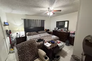 671 NE 1st Pl, Hialeah, FL 33010 - Photo 21