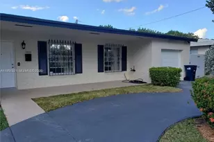 3040 SW 77th Ct, Miami, FL 33155 - Photo 3