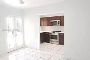 3040 SW 77th Ct, Miami, FL 33155 - Photo 11