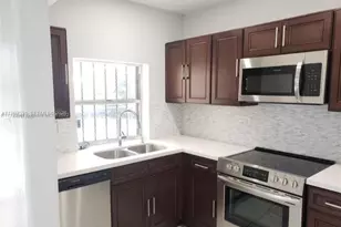 3040 SW 77th Ct, Miami, FL 33155 - Photo 13