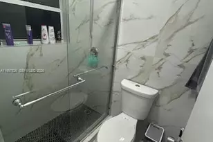 1725 W 60th St, Hialeah, FL 33012 - Photo 15