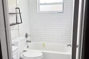 655 Meridian Ave, Miami Beach, FL 33139 - Photo 19