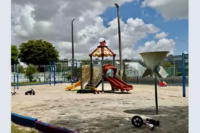 9375 Fontainebleau Blvd #L317, Miami, FL 33172 - Photo 39