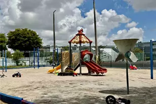 9375 Fontainebleau Blvd, Miami, FL 33172 - Photo 39