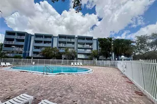 9375 Fontainebleau Blvd, Miami, FL 33172 - Photo 25