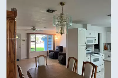 9775 SW 78th St, Miami, FL 33173 - Photo 5