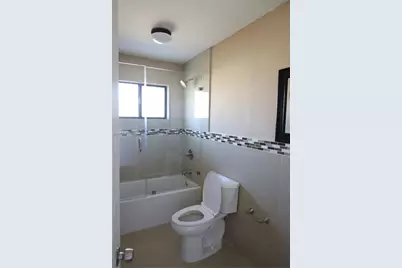 2385 NE 171st St, North Miami Beach, FL 33160 - Photo 11