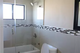 2385 NE 171 St, North Miami Beach, FL 33160 - Photo 11