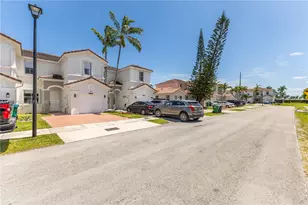 24653 SW 110th Pl, Homestead, FL 33032 - Photo 5