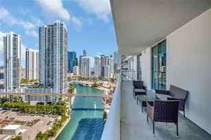 185 SW 7th St, Miami, FL 33130 - Photo 5