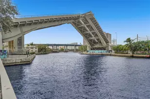 185 SW 7th St, Miami, FL 33130 - Photo 29