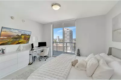 185 SW 7th St #2303, Miami, FL 33130 - Photo 21