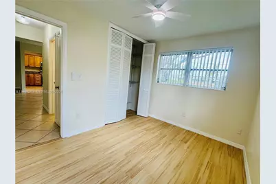 8791 NW 12th St, Pembroke Pines, FL 33024 - Photo 9