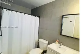 721 SW 69th Ave, Pembroke Pines, FL 33023 - Photo 11