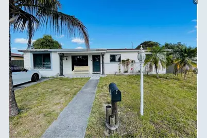 721 SW 69th Ave, Pembroke Pines, FL 33023 - Photo 1