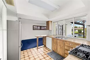 11500 NW 42nd St, Sunrise, FL 33323 - Photo 13