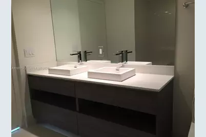 1100 S Miami Av #4102, Miami, FL 33130 - Photo 11