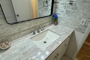 6150 NW 62nd St, Tamarac, FL 33319 - Photo 9