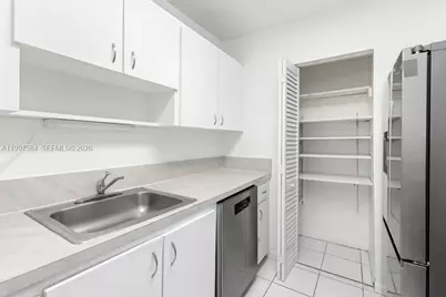 500 NE 2nd St #223, Dania Beach, FL 33004 - Photo 9