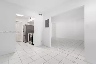 500 NE 2nd St, Dania Beach, FL 33004 - Photo 7