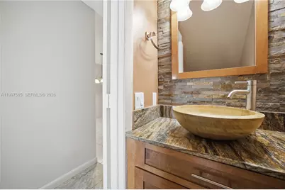 690 SE 23rd Ave #4, Pompano Beach, FL 33062 - Photo 11