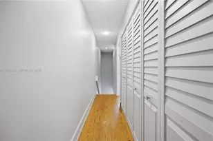 690 SE 23rd Ave, Pompano Beach, FL 33062 - Photo 23