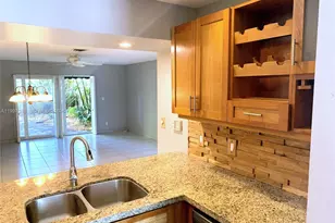 690 SE 23rd Ave, Pompano Beach, FL 33062 - Photo 5