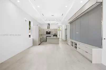 1615 NE 3rd Ct, Fort Lauderdale, FL 33301 - Photo 11