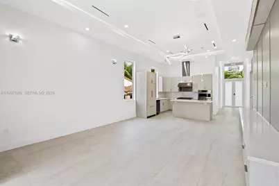 1615 NE 3rd Ct, Fort Lauderdale, FL 33301 - Photo 13