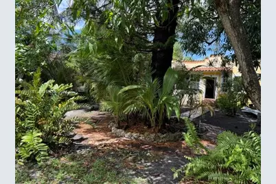 2953 SW 17th St, Miami, FL 33145 - Photo 7