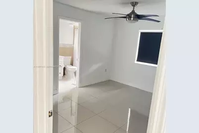 17348 NW 74th Ave #101, Hialeah, FL 33015 - Photo 9