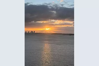 2333 Brickell Ave #1109, Miami, FL 33129 - Photo 5