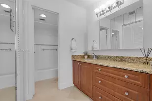 2333 Brickell Ave, Miami, FL 33129 - Photo 23