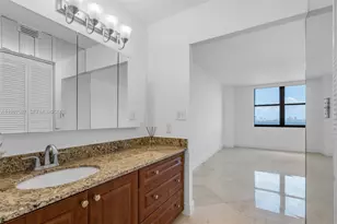 2333 Brickell Ave, Miami, FL 33129 - Photo 21