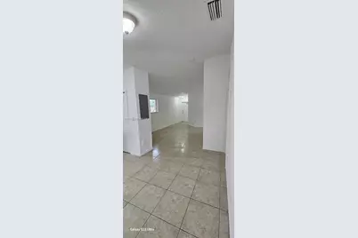935 NE 33rd Ter #204, Homestead, FL 33033 - Photo 9