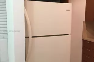 9375 Fontainebleau Blvd, Miami, FL 33172 - Photo 11