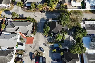 18499 NW 52nd Path, Miami Gardens, FL 33055 - Photo 27