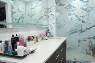 18499 NW 52nd Path, Miami Gardens, FL 33055 - Photo 15