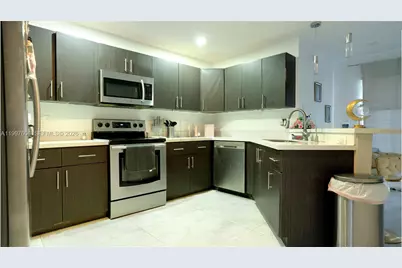 18499 NW 52nd Path, Miami Gardens, FL 33055 - Photo 3