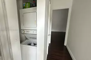 563 NE 65th St, Miami, FL 33138 - Photo 5