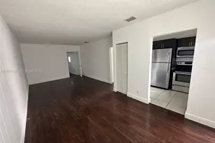 563 NE 65th St, Miami, FL 33138 - Photo 5