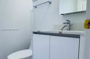 1731 SE 15th St, Fort Lauderdale, FL 33316 - Photo 9