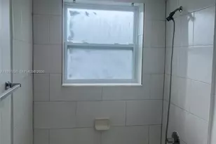 4800 NW 24th Ct, Lauderdale Lakes, FL 33313 - Photo 21