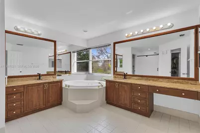 10974 N Danbury Way, Boca Raton, FL 33498 - Photo 13
