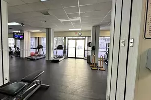 2750 NE 183rd St, Aventura, FL 33160 - Photo 11