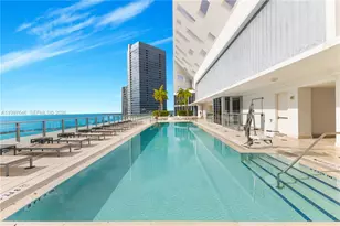 1300 Brickell Bay Dr, Miami, FL 33131 - Photo 17